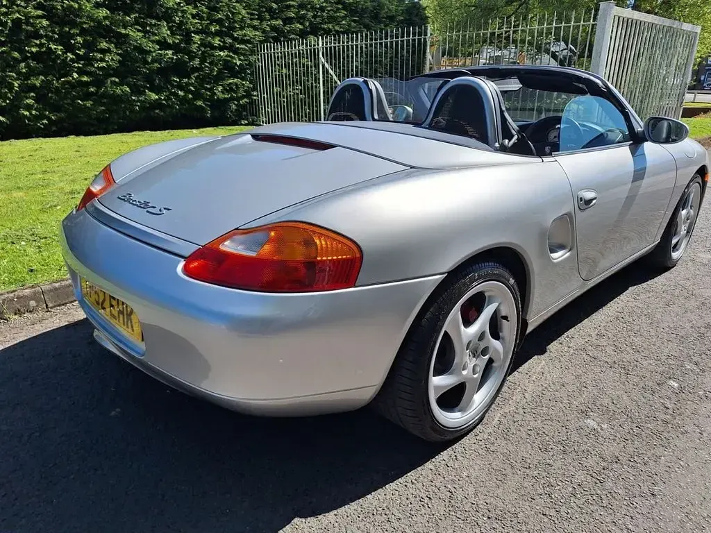 Used Porsche 986 Boxster 252 HP (185 kW) 2002 Silver Cabriolet