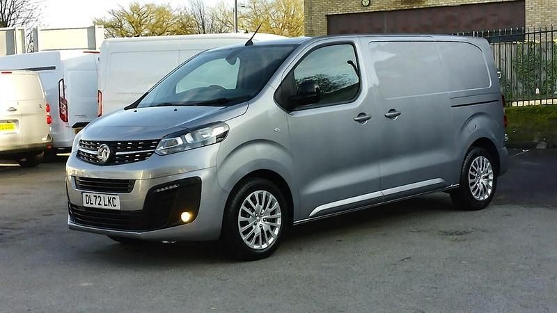 Used Vauxhall Vivaro 2023 Quartz grey MPV