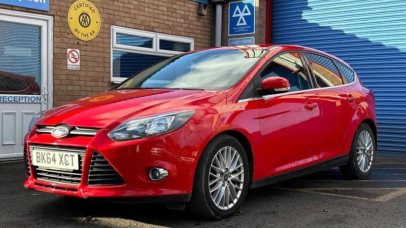 Red Used 2014 Ford Focus Zetec Hatchback | £3,850 (Fair price) - Image 1/4