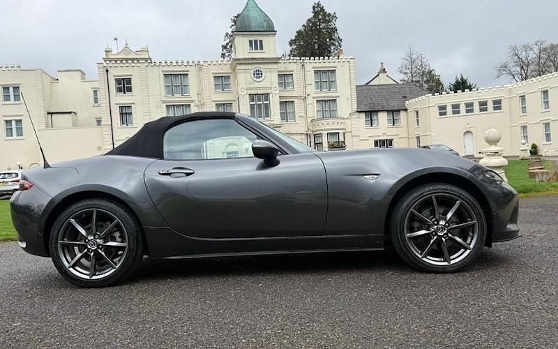 Used Mazda MX5 Inclusive 184 HP (135 kW) 2019 Grey Cabriolet