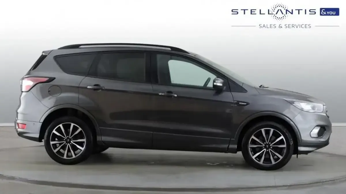 Used Ford Kuga ST-Line 178 HP (130 kW) 2019 Grey SUV