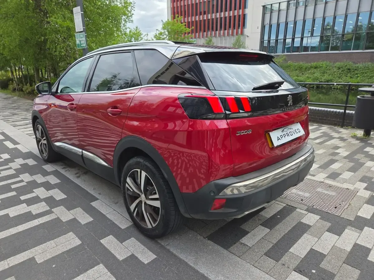 Second-hand Peugeot 3008 GT-line 2017 Roșu SUV
