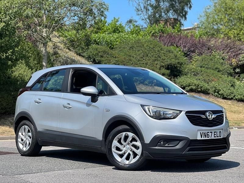 Used Vauxhall Crossland X 81 HP (59 kW) 2017 Silver SUV