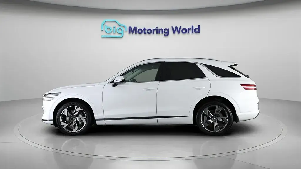 Usado Genesis GV70 359 kW (489 HP) 2023 SUV