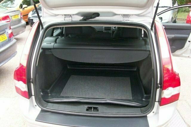 Used Volvo V50 170 HP (125 kW) 2004 Estate