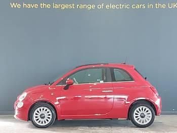Used Fiat 500 Dolcevita 70 HP (51 kW) 2022 Red Hatchback