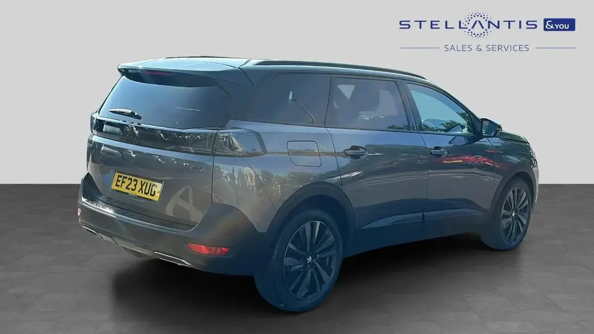Used Peugeot 5008 GT 129 HP (94 kW) 2023 Grey SUV
