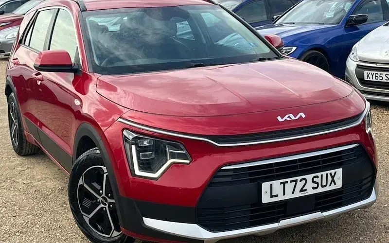 Used Kia Niro 141 HP (103 kW) 2022 Red SUV