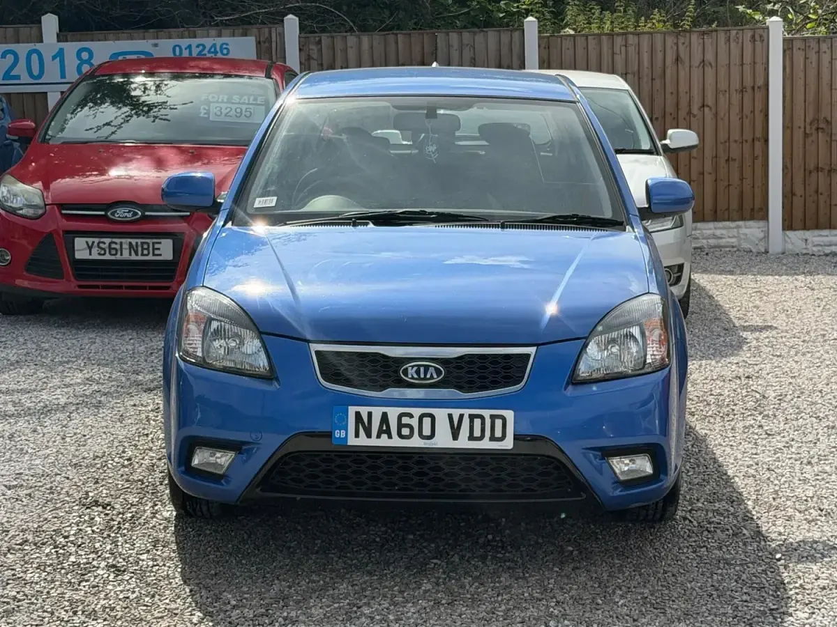 Used Kia Rio 2010 Blue Hatchback