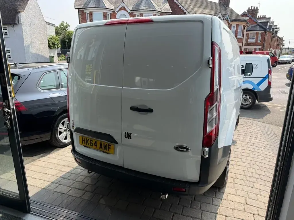 Used Ford Transit Custom 100 HP (73 kW) 2014 White Van