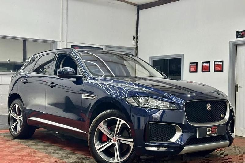 Used Jaguar F-Pace Supercharged 380 HP (279 kW) 2016 Blue SUV