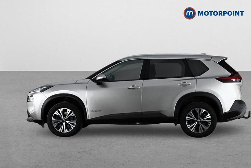 Used Nissan X-Trail N-Connecta 213 HP (156 kW) 2024 Silver SUV