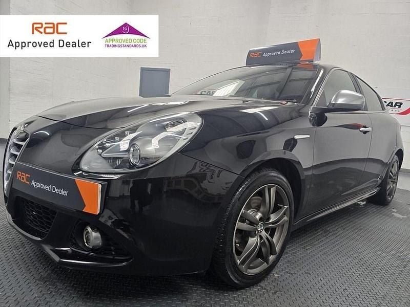 Used Alfa Romeo Giulietta Exclusive 170 HP (125 kW) 2015 Black Hatchback