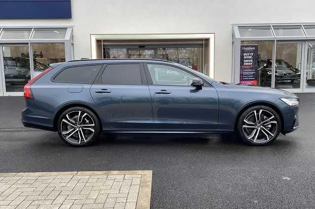 Used Volvo V90 Ultimate 345 HP (253 kW) 2023 Blue Estate