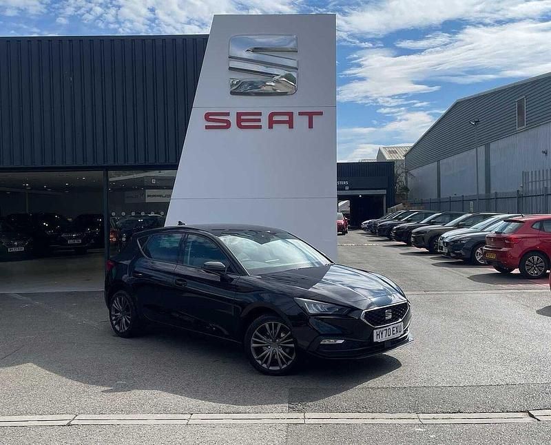 Black Used 2020 Seat Leon SE Dynamic Hatchback | £13,990 (Fair price) - Image 1/4