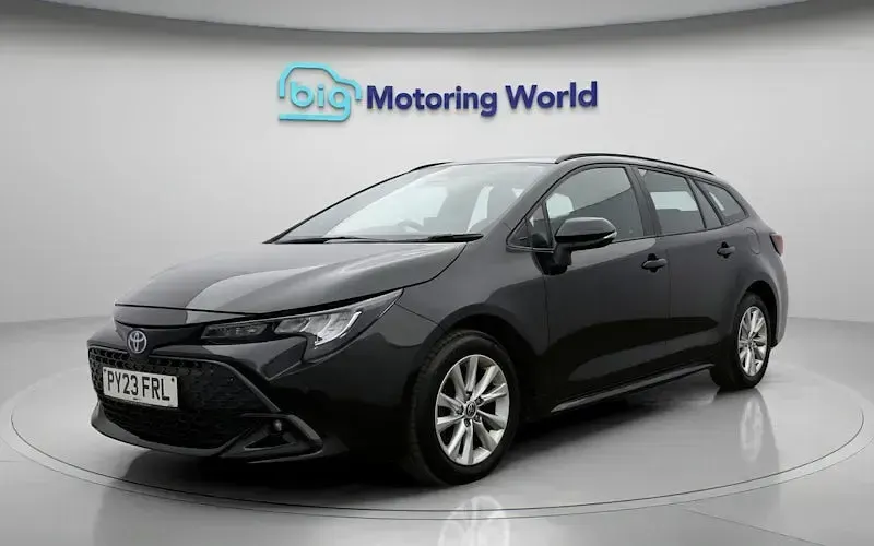 Używany Toyota Corolla 140 KM (102 kW) 2026 Kombi
