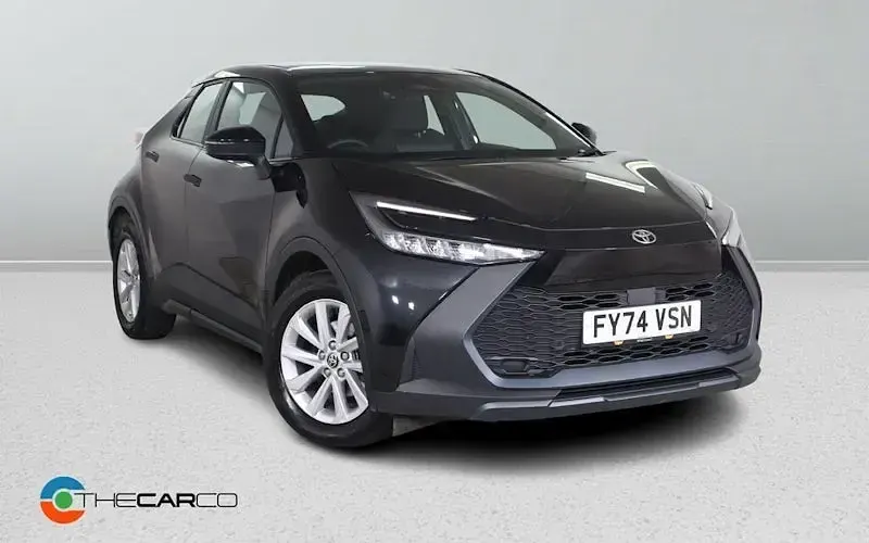 Used Toyota C-HR 140 HP (102 kW) 2026 SUV