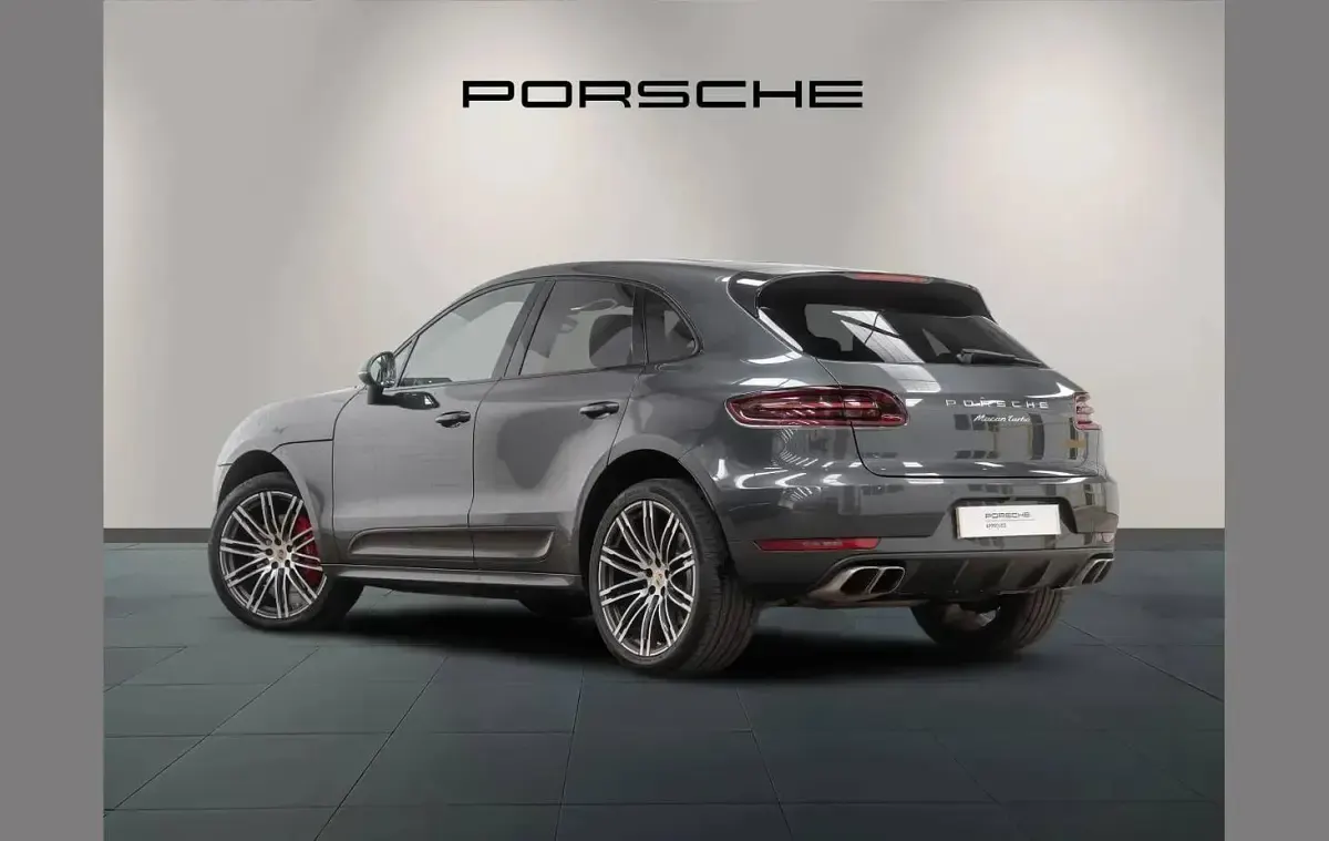 Used Porsche Macan Turbo 394 HP (289 kW) 2016 Grey SUV