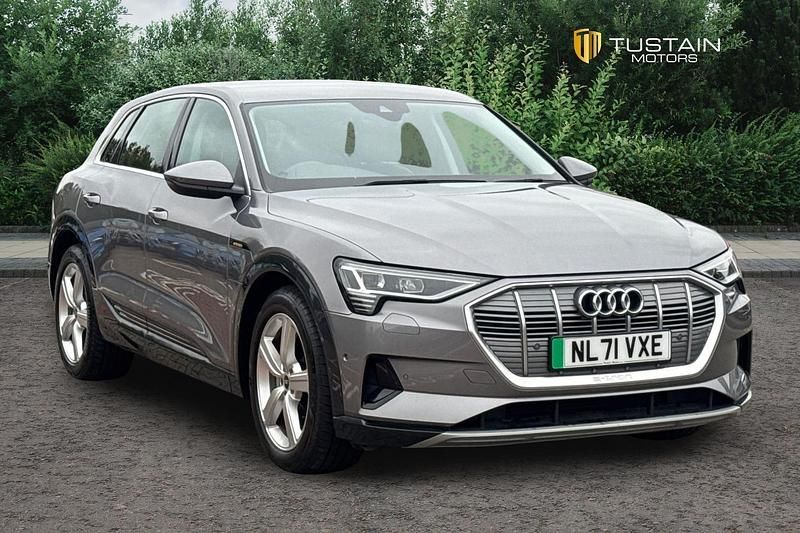 Used Audi e-tron Design 230 kW (313 HP) 2021 Grey SUV