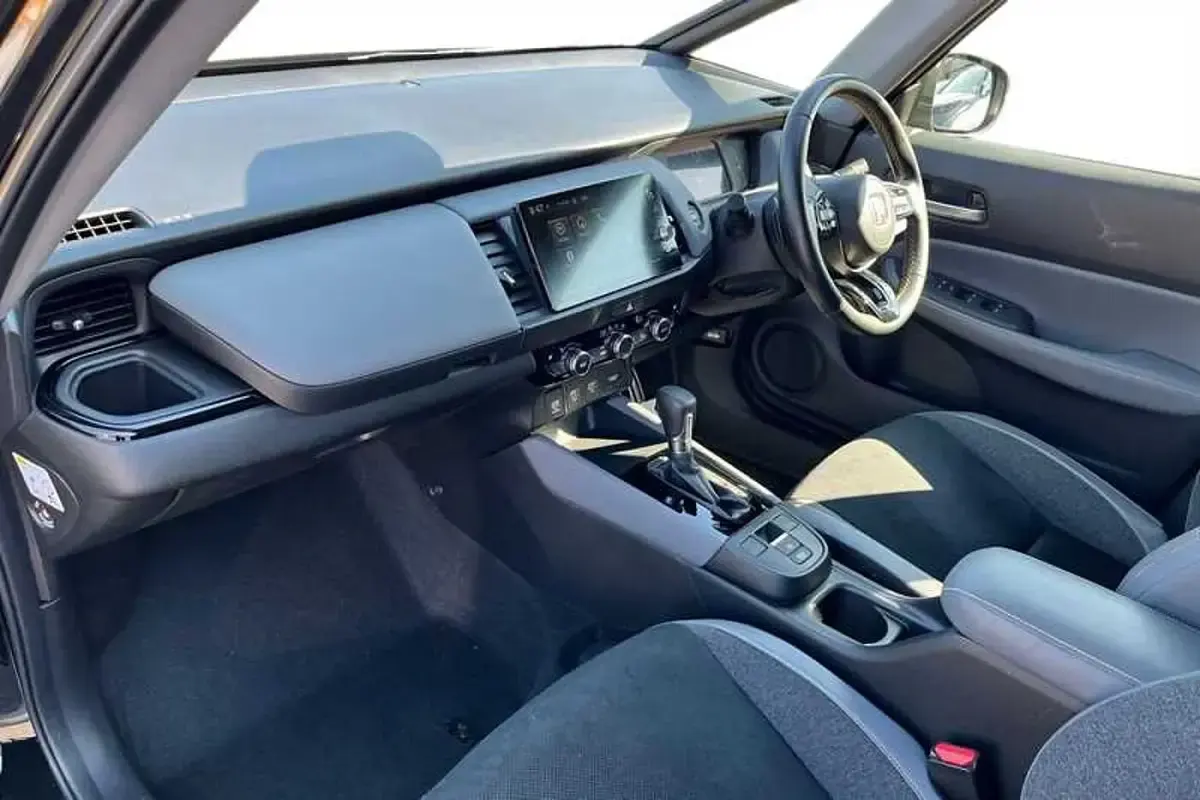 Used Honda Jazz Advance 122 HP (89 kW) 2023 Crystal black Hatchback