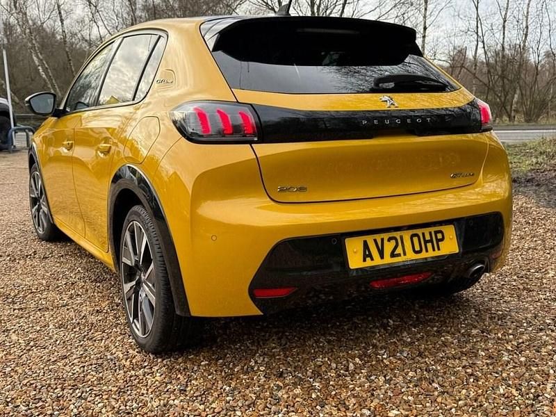 Used Peugeot 208 GT 100 HP (73 kW) 2021 Yellow Hatchback