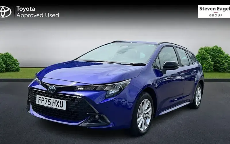 Used Toyota Corolla 178 HP (130 kW) 2025 Blue Estate