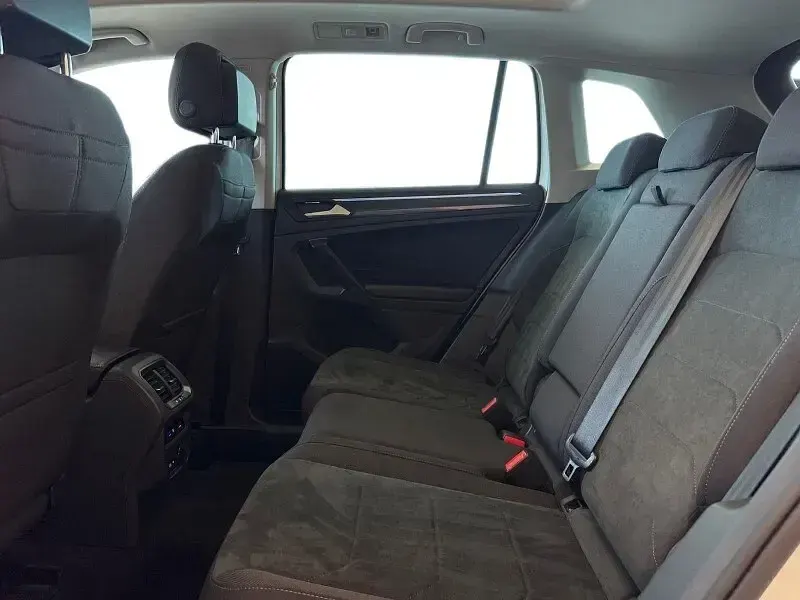 Used VW Tiguan Elegance 150 HP (110 kW) 2021 White SUV