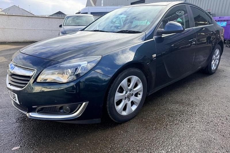 Used Vauxhall Insignia SRi 2016 Green Hatchback