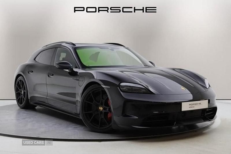 New Porsche Taycan Sport Turismo 514 kW (700 HP) 2025