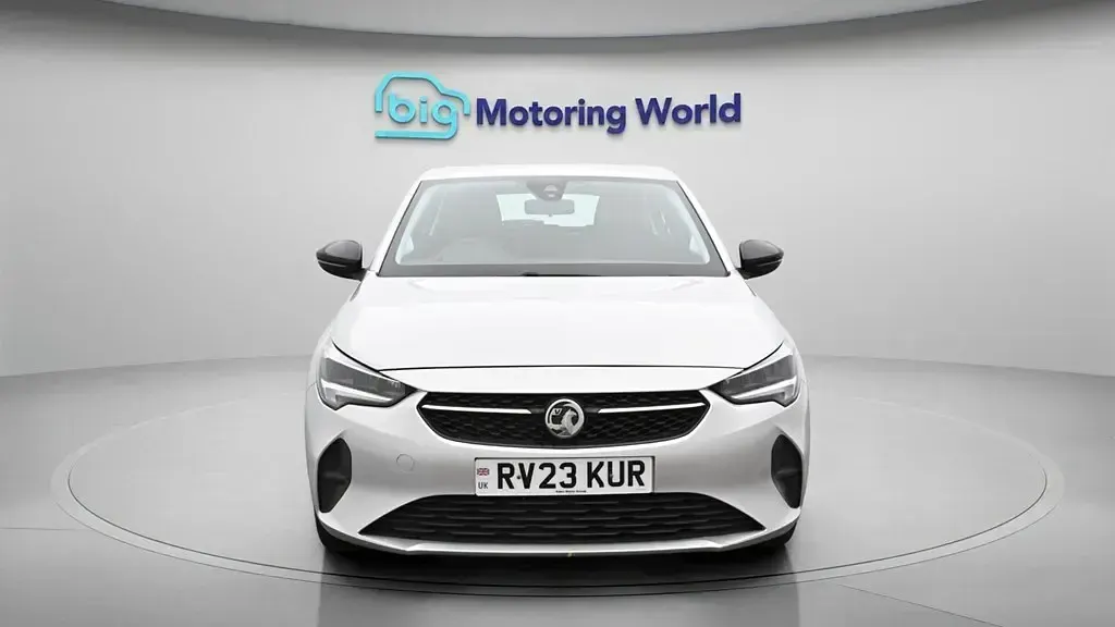 Second-hand Vauxhall Corsa Design Edition 75 CP (55 kW) 2023 Gri Hatchback