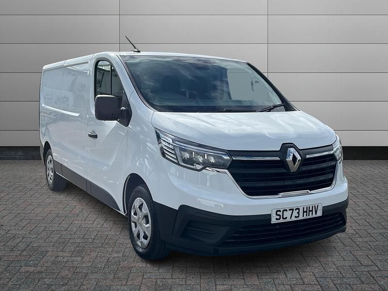 White Used 2023 Renault Trafic Van | £16,995 (Fair price) - Image 1/1