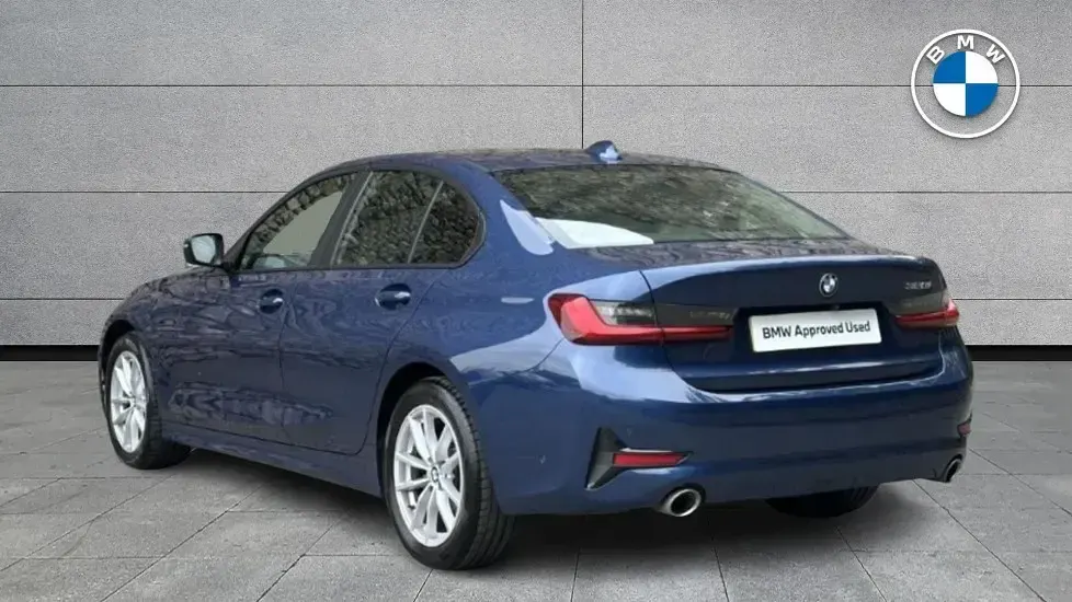 Used BMW 320 Comfort Edition 181 HP (133 kW) 2021 Blue Sedan