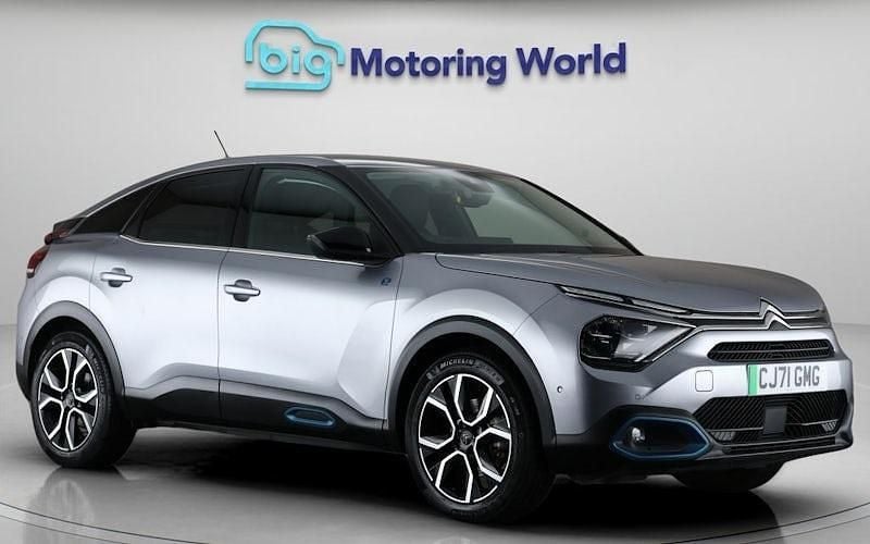 Used 2021 Citroën e-C4 Shine Hatchback | £12,800 (Fair price) - Image 1/4
