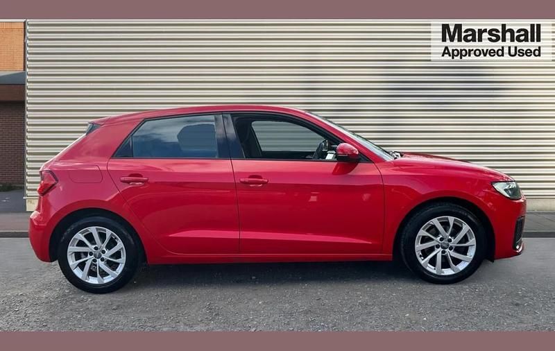 Used Audi A1 Sport 116 HP (85 kW) 2019 Red SUV