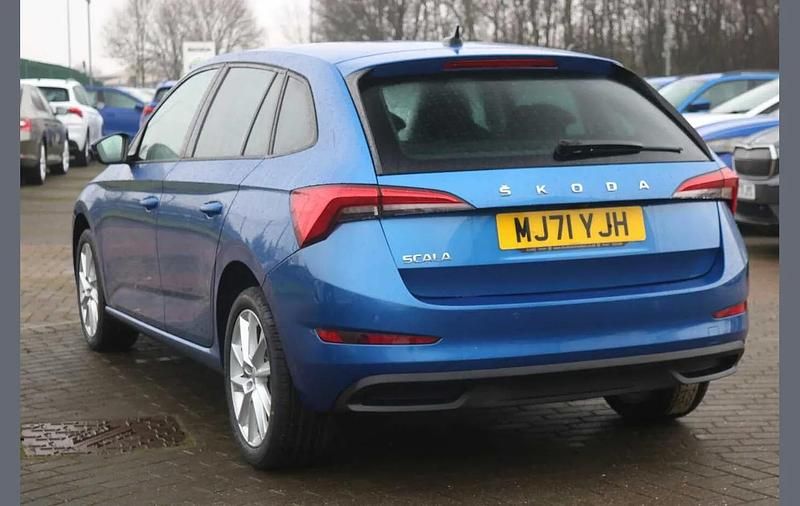 Used Skoda Scala SE L 108 HP (79 kW) 2021 Blue Hatchback