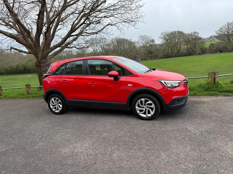 Used Vauxhall Crossland X 83 HP (61 kW) 2019 Red SUV