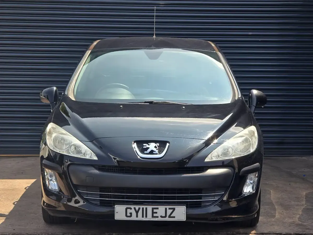 Used Peugeot 308 S 112 HP (82 kW) 2011 Black Hatchback