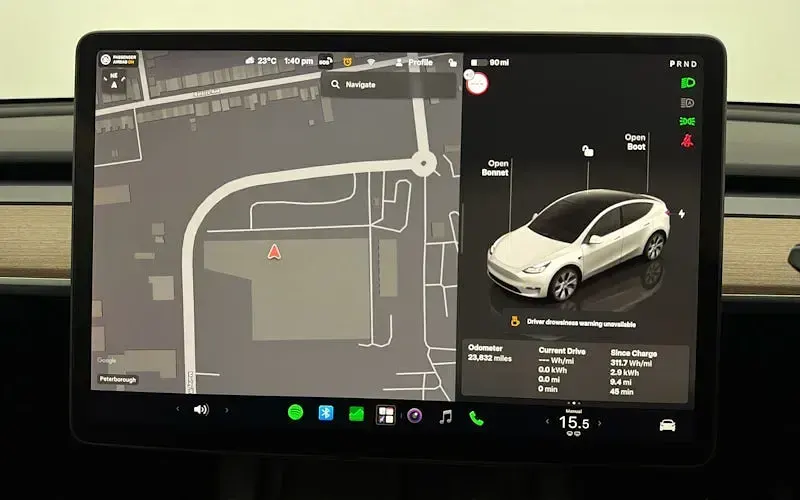 Used Tesla Model Y Standard Range 219 kW (299 HP) 2024 White SUV