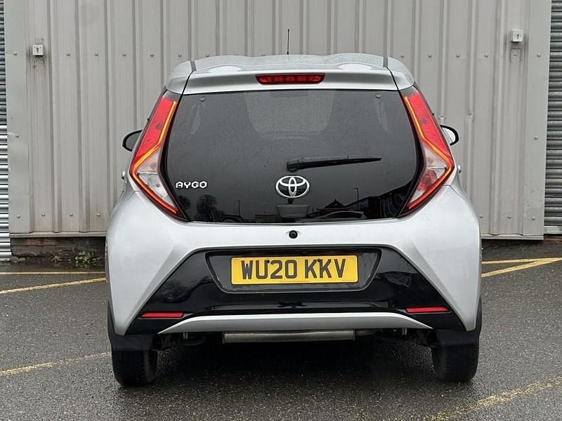 Used Toyota Aygo Trend 71 HP (52 kW) 2020 Silver Hatchback