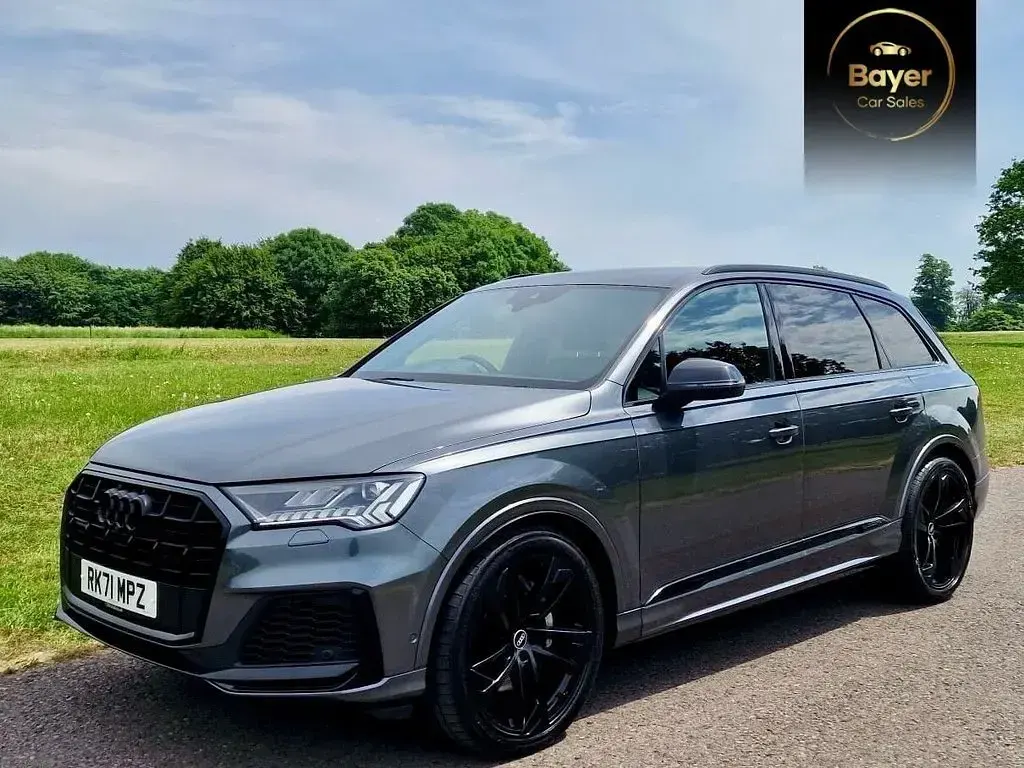 Used Audi Q7 Black Edition 340 HP (250 kW) 2021 Grey SUV