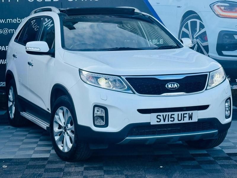 Used Kia Sorento 2015 White SUV