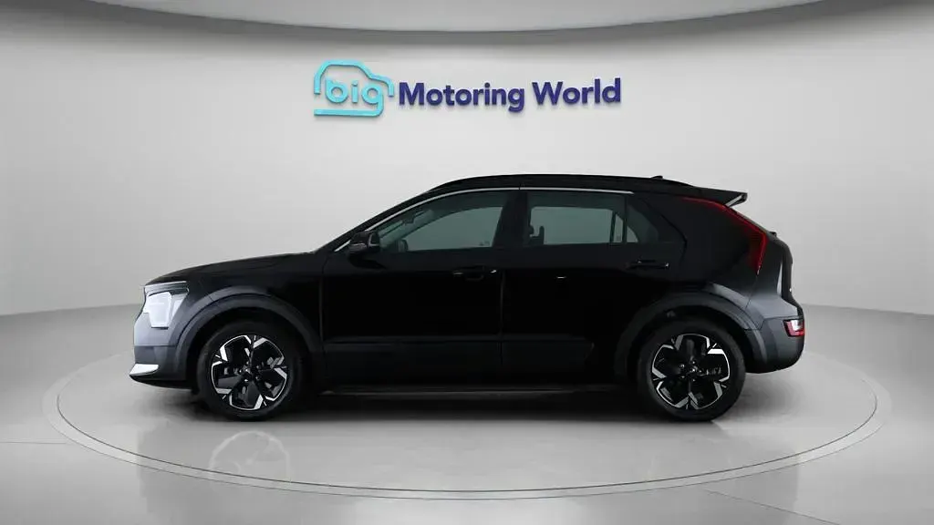 Begagnad Kia e-Niro 147 kW (201 HK) 2024 SUV