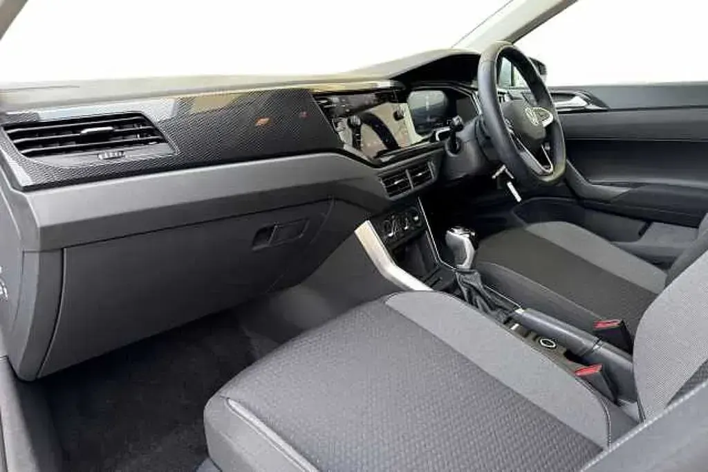 Used VW Polo Match 95 HP (69 kW) 2024 Reflex silver Hatchback