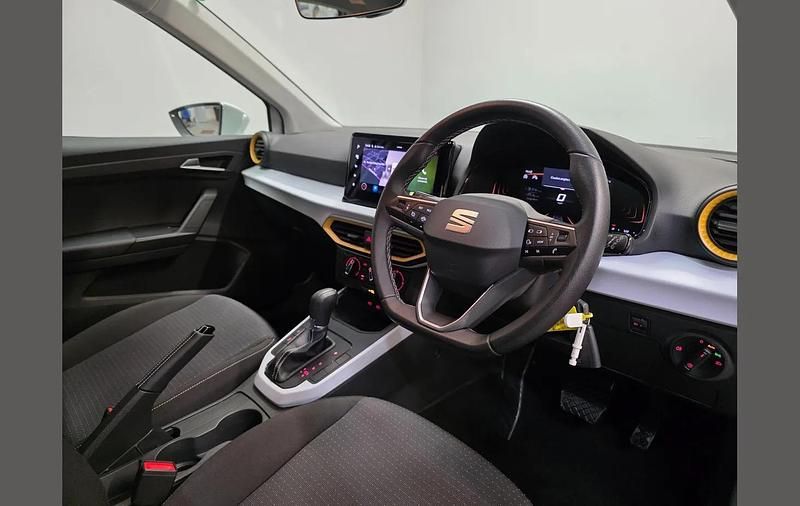 Used Seat Arona SE Technology 147 HP (108 kW) 2025 Black SUV