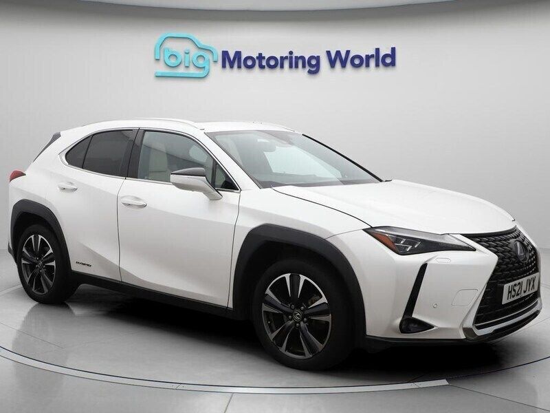 White Used 2021 Lexus UX SUV | £21,200 (Fair price) - Image 1/4