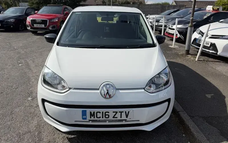 Used VW up! 60 HP (44 kW) 2016 Hatchback