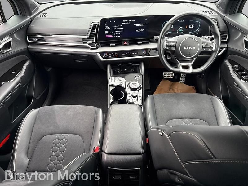 Used Kia Sportage GT-Line 157 HP (115 kW) 2025 Silver SUV