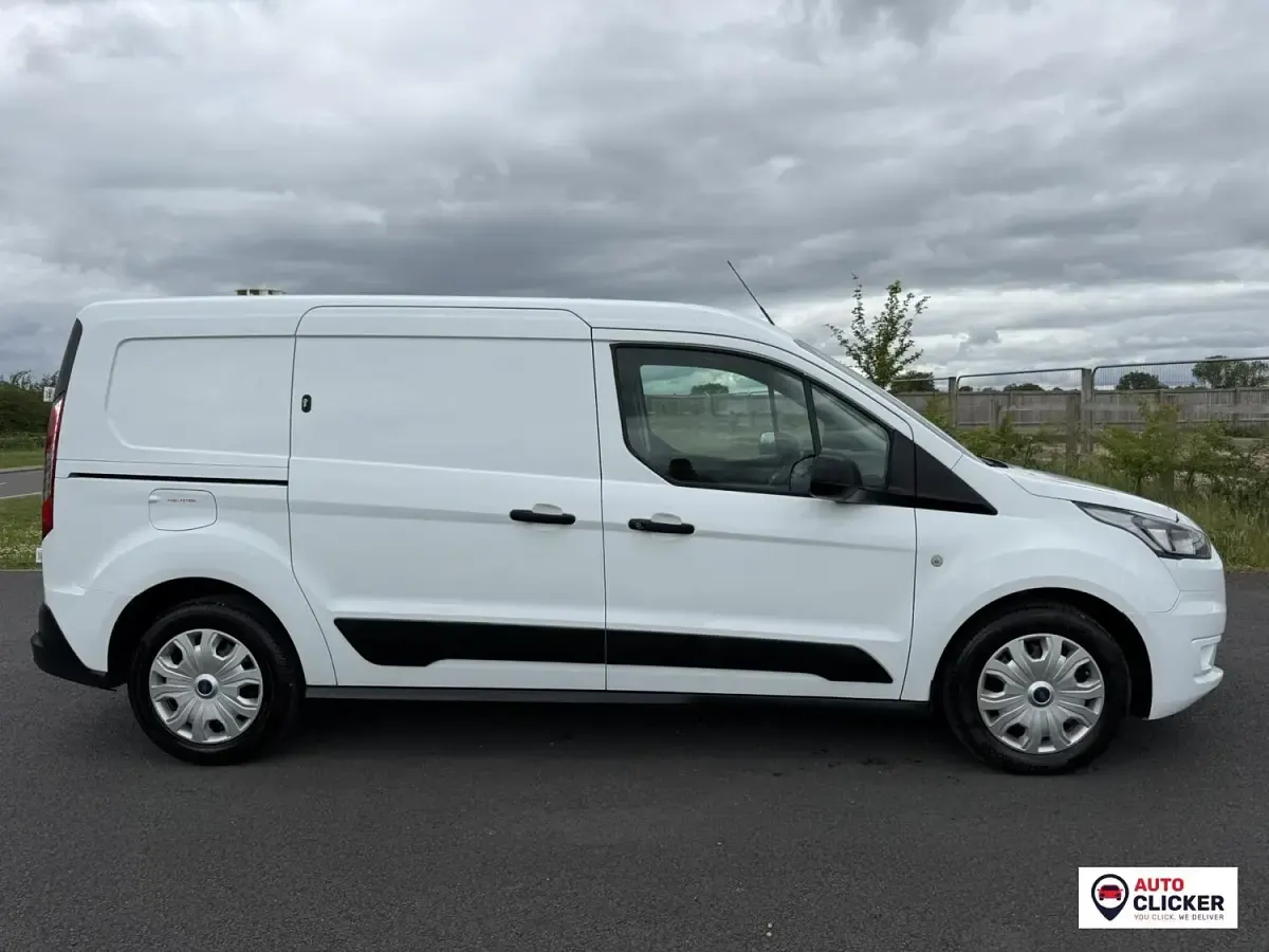 Used Ford Transit Connect Trend 100 HP (73 kW) 2019 White MPV