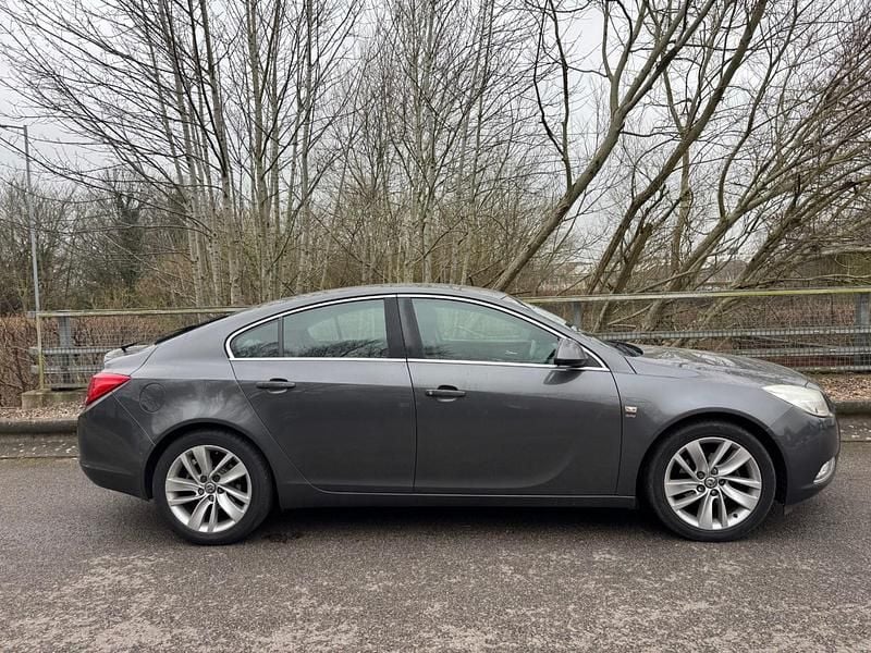 Used Vauxhall Insignia SRi 160 HP (117 kW) 2012 Grey Hatchback