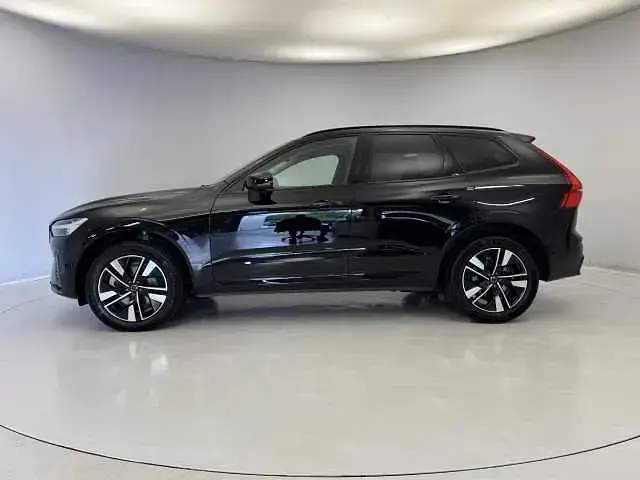 Used Volvo XC60 Plus 247 HP (181 kW) 2026 SUV